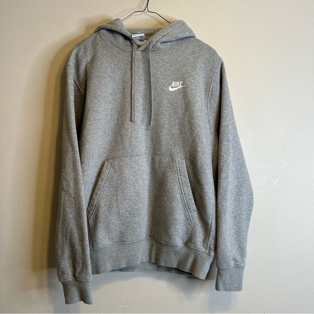 Nike Sportwear Club Fleece Big Kids Gray Hoodie size M